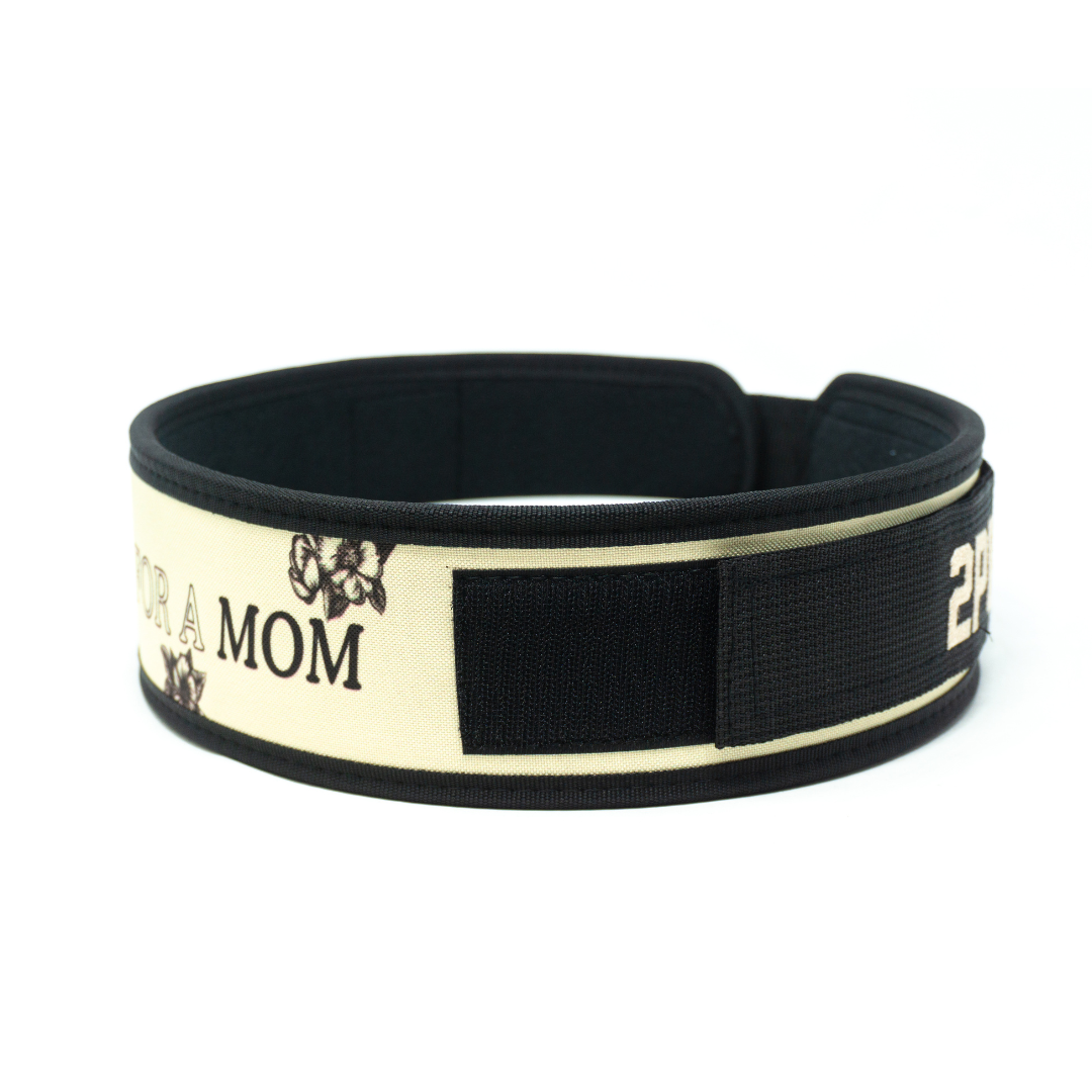 3" Petite Pretty Strong for a Mom by Arielle Loewen Weightlifting Belt